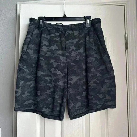 Lululemon Other - Lululemon Surge Camo Short 8” Lined Variegated Mesh Black Grey Size Large